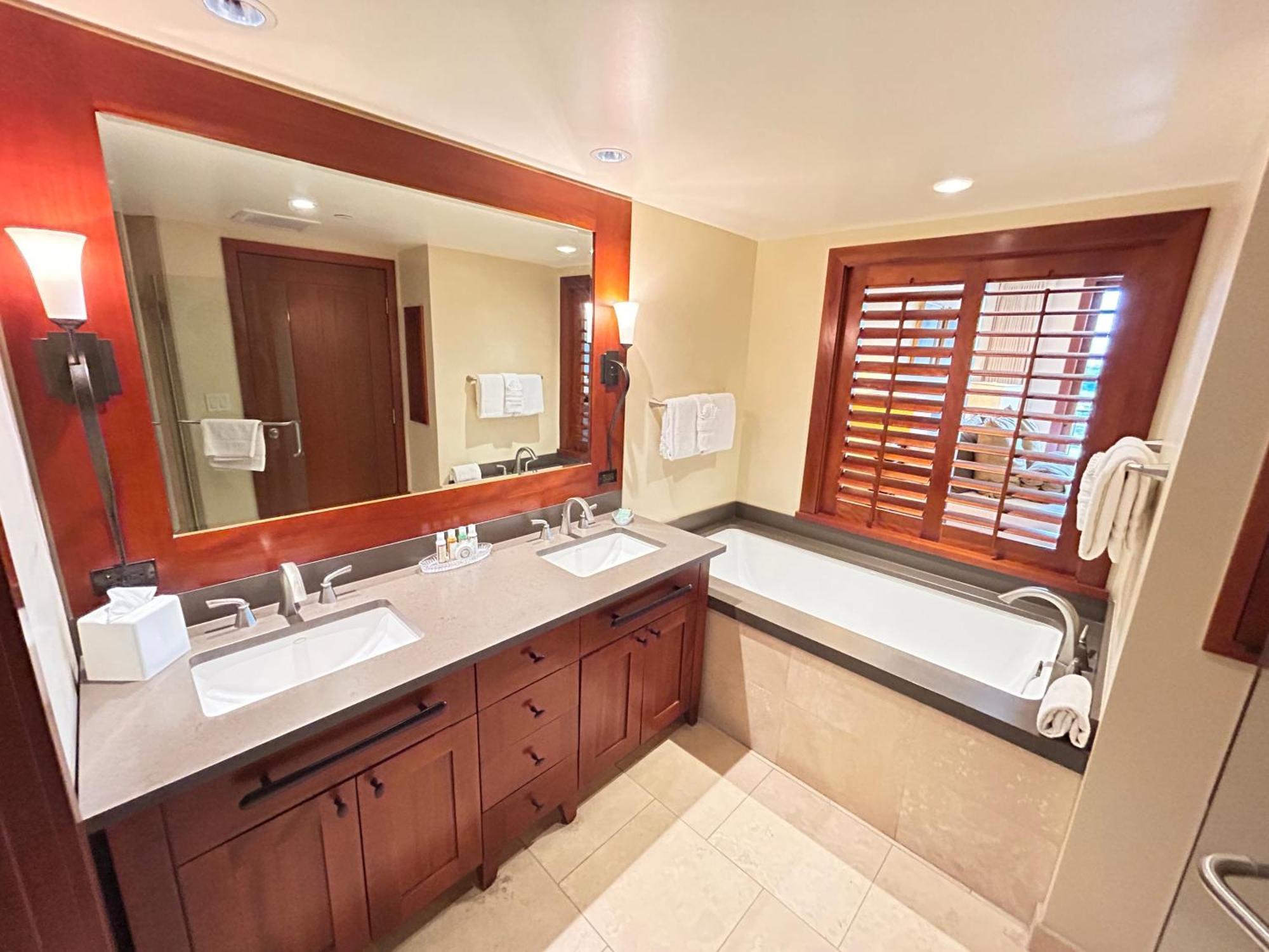 Luxury Ko Olina O1002 Spacious 3Br Ocean And Mountain Views 2 Free Parking Kapolei Εξωτερικό φωτογραφία
